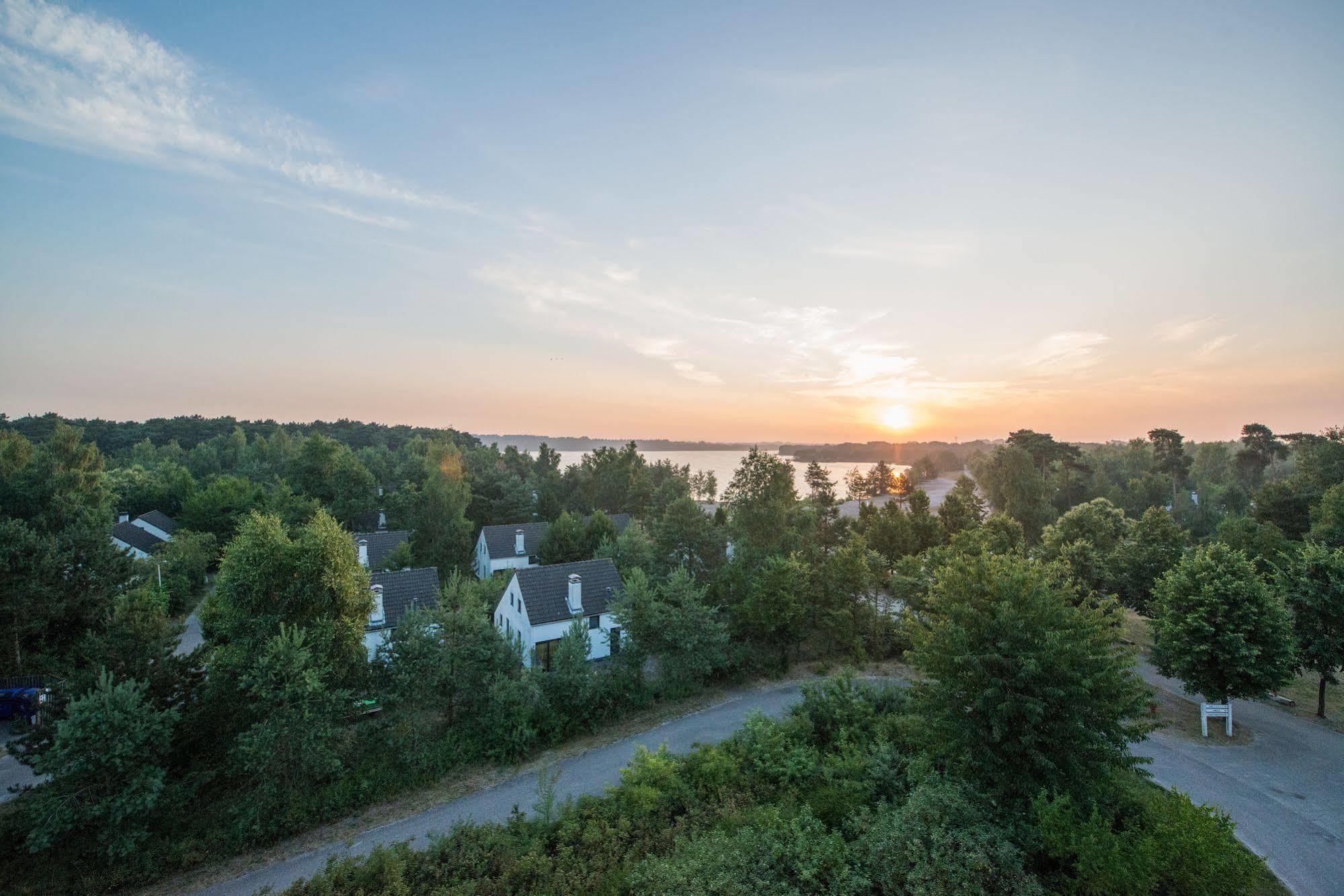 Sunparks Kempense Meren Mol Exteriér fotografie